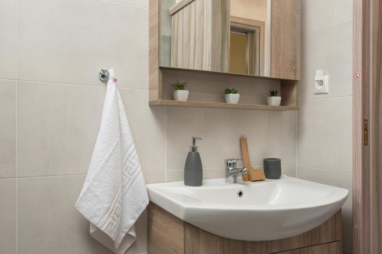 Floral Beach Apt With Lux Extras & Special Treats Kolymbari Buitenkant foto