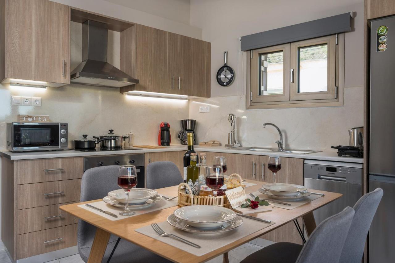 Floral Beach Apt With Lux Extras & Special Treats Kolymbari Buitenkant foto
